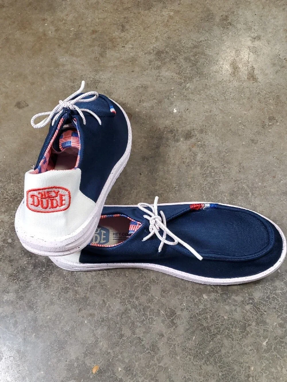 Hey Dude Men’s Wally Hey Comf Patriotic Flag Red White & Blue Boat Shoes Size 41